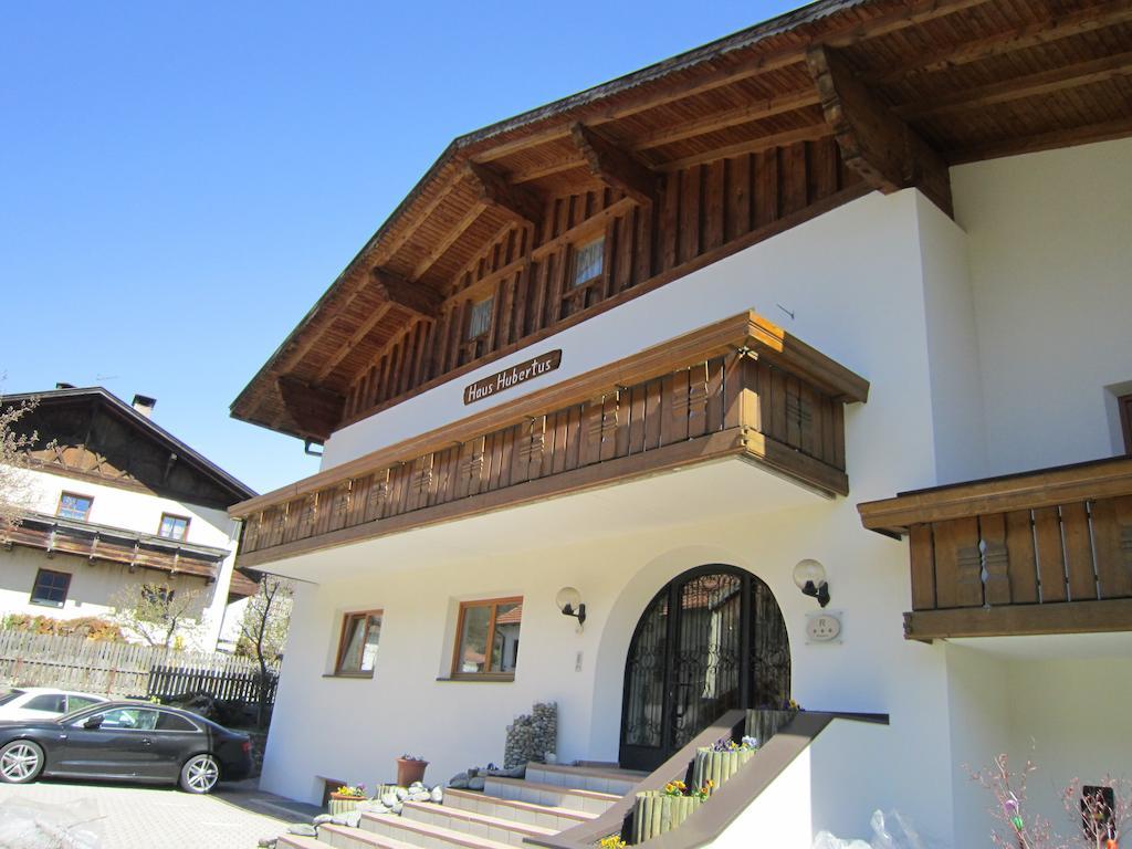 Aparthotel Garni Haus Hubertus Mals Kamer foto
